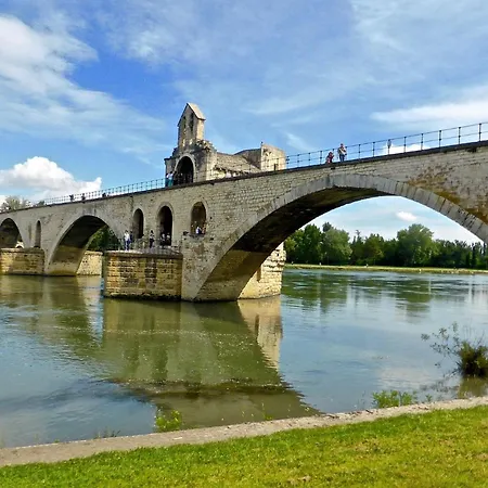 Victor Hugo Pont Du Gard Appartement